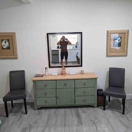 Renovate Large Studio 21-Directly Across Beach St. Pete Beach Dış mekan fotoğraf